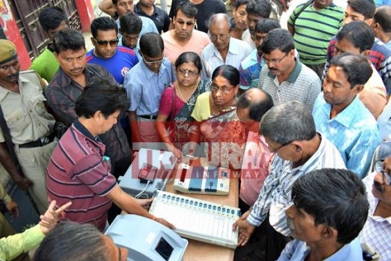 Tripura Election : Mass level training begins on VVPAT,  rushes of public in training areas on the 1st day